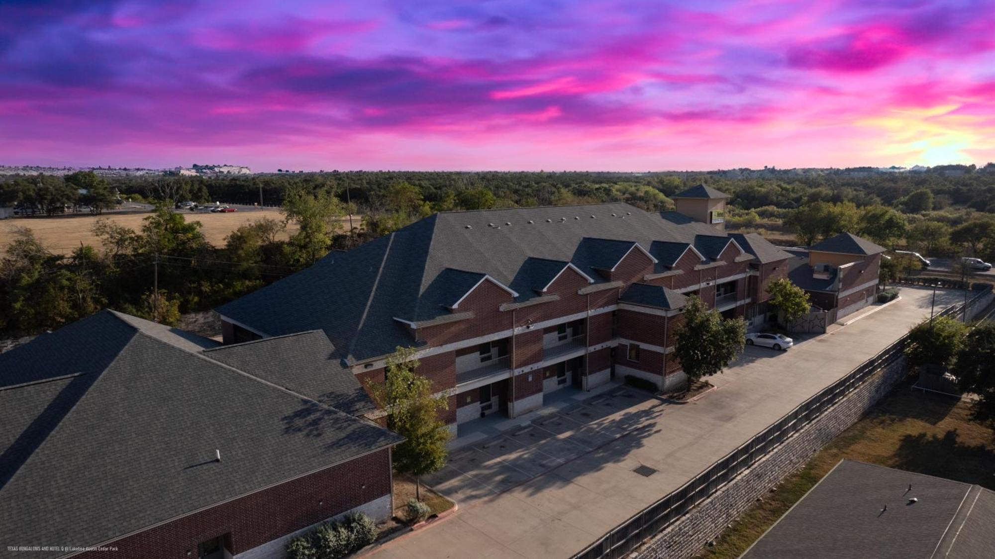 Texas Bungalows Hotel & Hotel Que At Lakeline Austin Cedar Park Ngoại thất bức ảnh